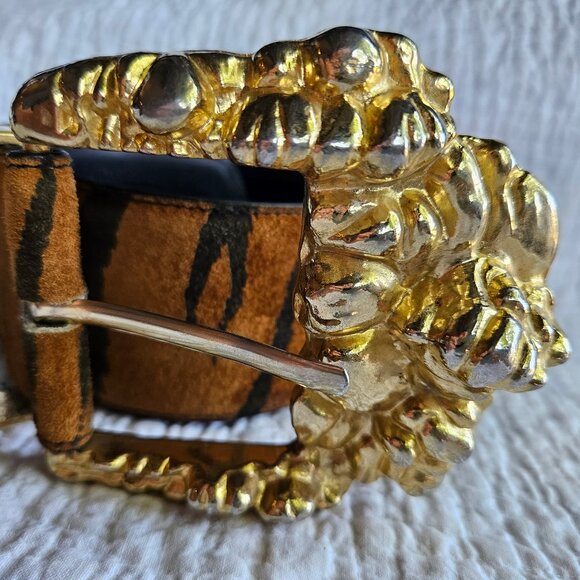 Julius Resnick JR Vintage 80s Tiger Print Suede Leather Statement Belt Gold S/M - Picture 7 of 9